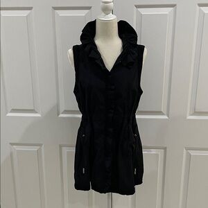 Yetts Elegant Black Sleeveless Long Vest